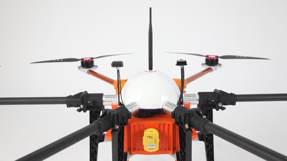 Grote draagbare opvouwbare multifunctionele landbouwsproeier drone met afstandsbediening