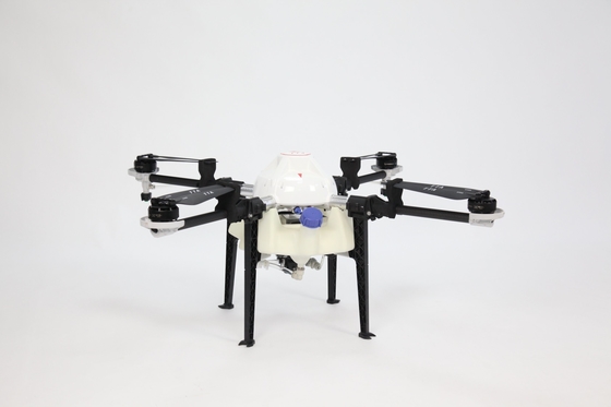 Onbemande vliegende radiogestuurde drones met een nuttige lading van 10 kg en een op maat gemaakte aanvraag