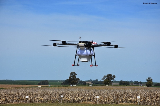 OEM aangepaste 4-assige gewassen bestrijdingsmiddel sproeier Drone voor Power 5L Remote Pesticide