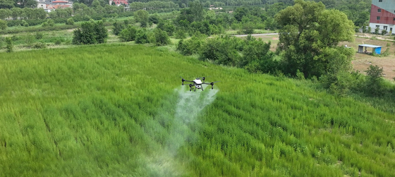 Grote draadloze landbouwsprayer